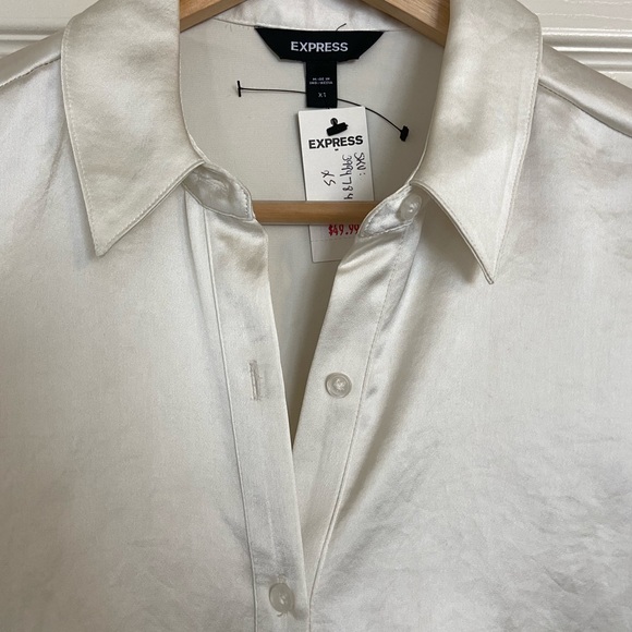 NWT Express Portofino crème color button down blouse top with tie front - Picture 3 of 11